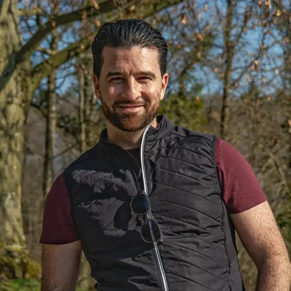 Lukas Eggenberg – Gründer von ApexTeams